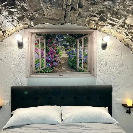 Apartment Romantic Vault - Wi-fi, Ac, 500m From The *