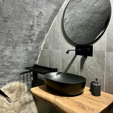 Romantic Vault - Wi-fi, Ac, 500m From The Apartment Torno