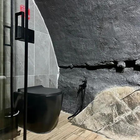 Apartment Romantic Vault - Wi-fi, Ac, 500m From The